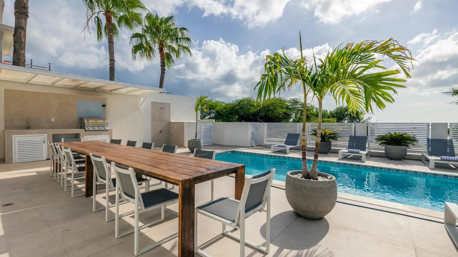 Lux 10Br 10Ba Pool Beach Front Villa Playa By Bocobay Oranjestad