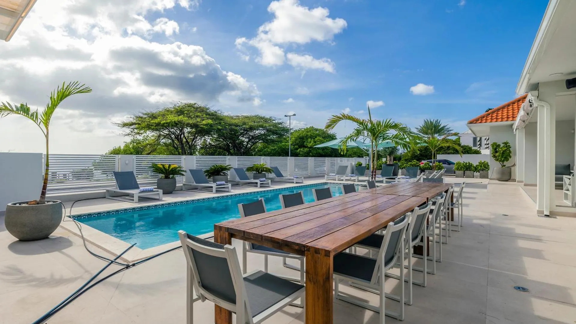 Lux 10Br 10Ba Pool Beach Front Villa Playa By Bocobay Oranjestad