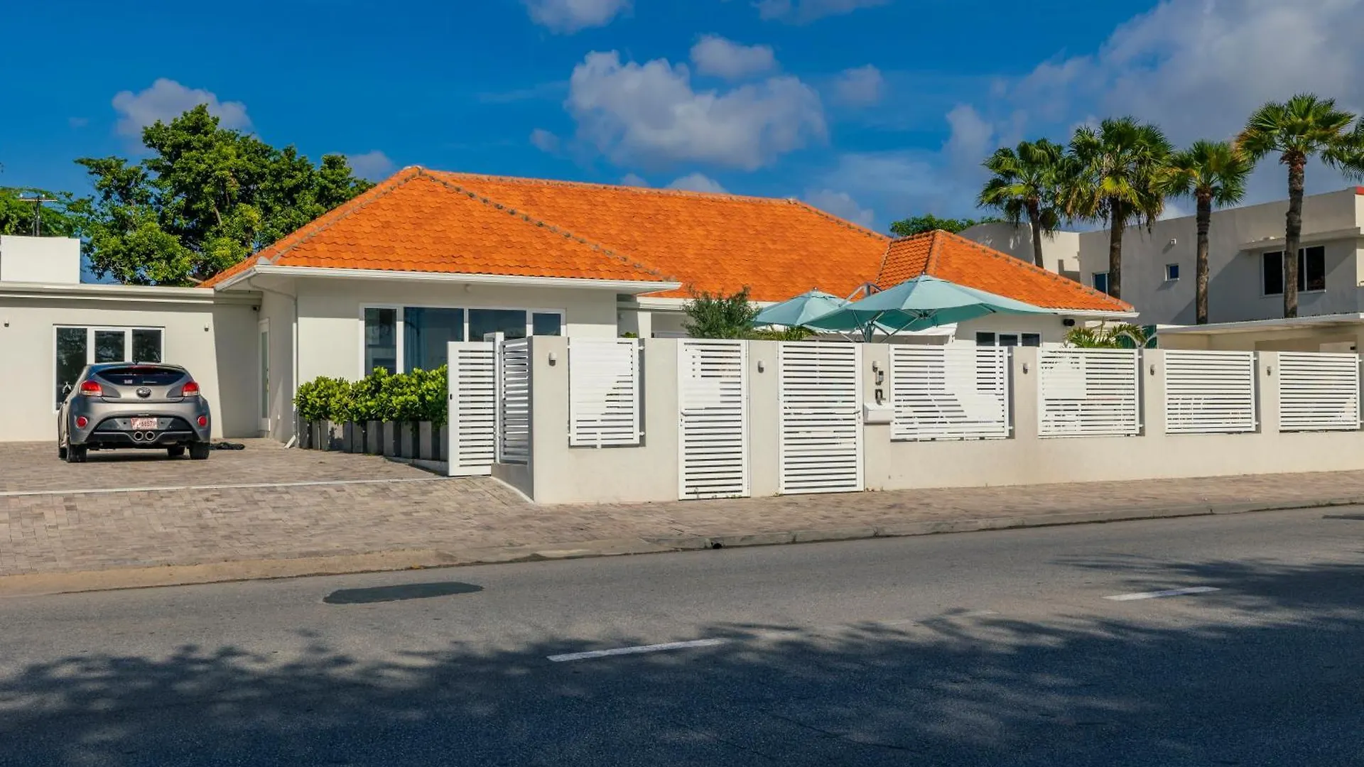 Lux 10Br 10Ba Pool Beach Front Villa Playa By Bocobay Oranjestad
