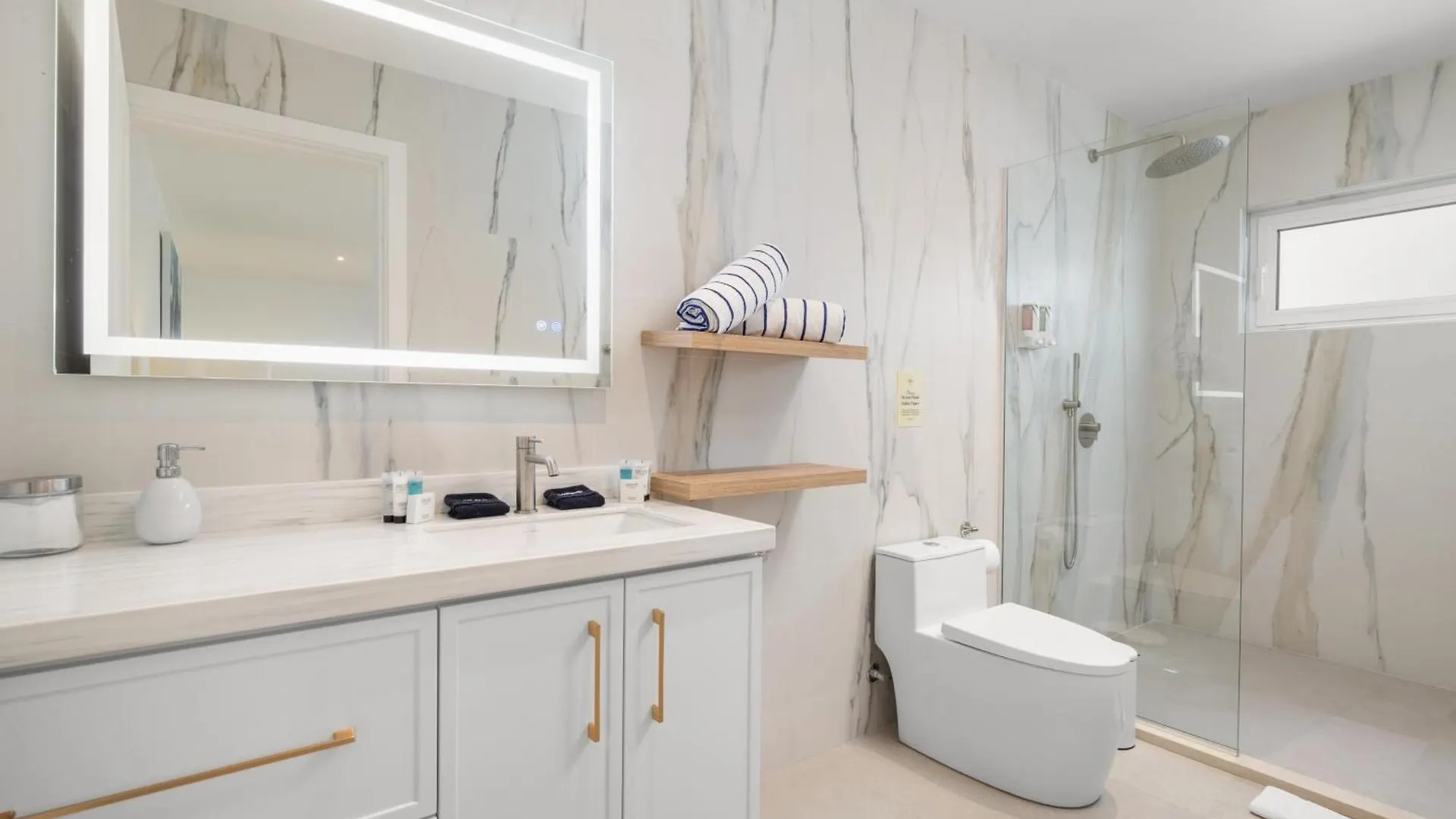 Lux 10Br 10Ba Pool Beach Front Villa Playa By Bocobay Oranjestad
